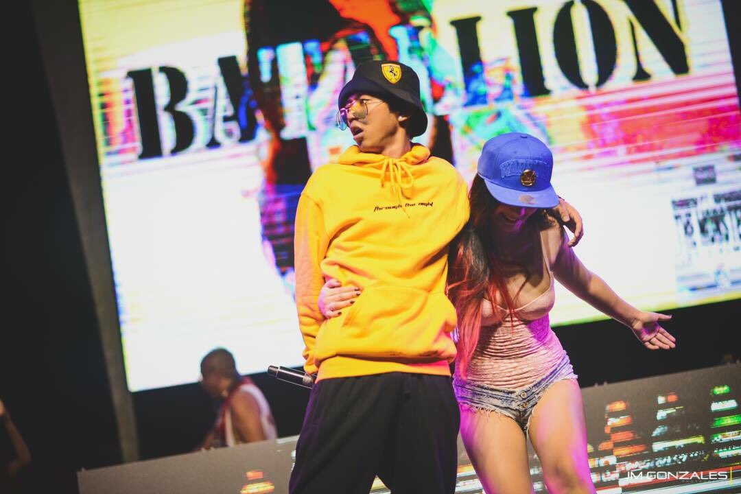 uncleflowgee96's tweet image. kung iuuwi ko to kanino ka pupusta? sakin o sa kanya? 🤤