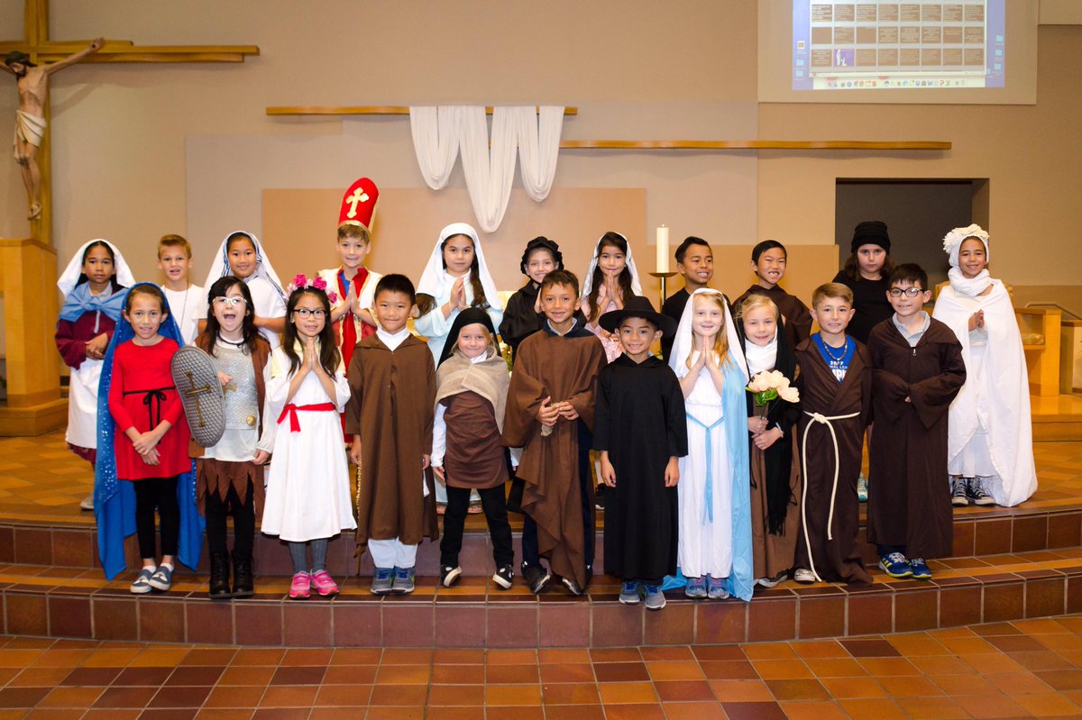 OLLNR_Principal's tweet photo. All Saints Day. With 2nd Grade Saints. https://t.co/nz3ecj8Ppc