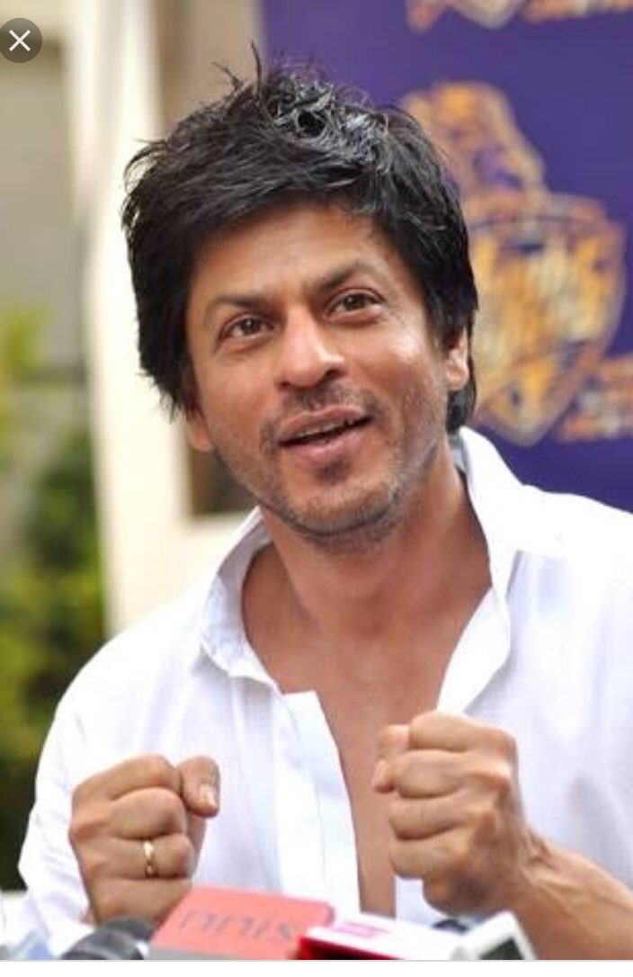 ritascott173's tweet photo. Bahut pyaar karti hu tumse...Dil se #HappyBirhtdaySRK #HappyBirthdayKingKhan #HappyBirthdayShahrukhKhan https://t.co/NOM4SVUJ5Z