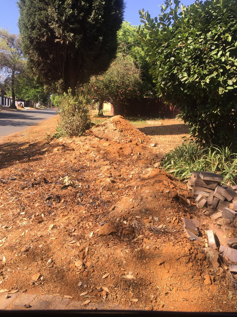 Deepee66's tweet photo. 3 months now and jhbwater leave job unfinished on our pavement #jhbwater #davidbrand #HermanMashaba #bpra #sloppy #worldclasscity #useless # https://t.co/Oeh7ikS3Z7