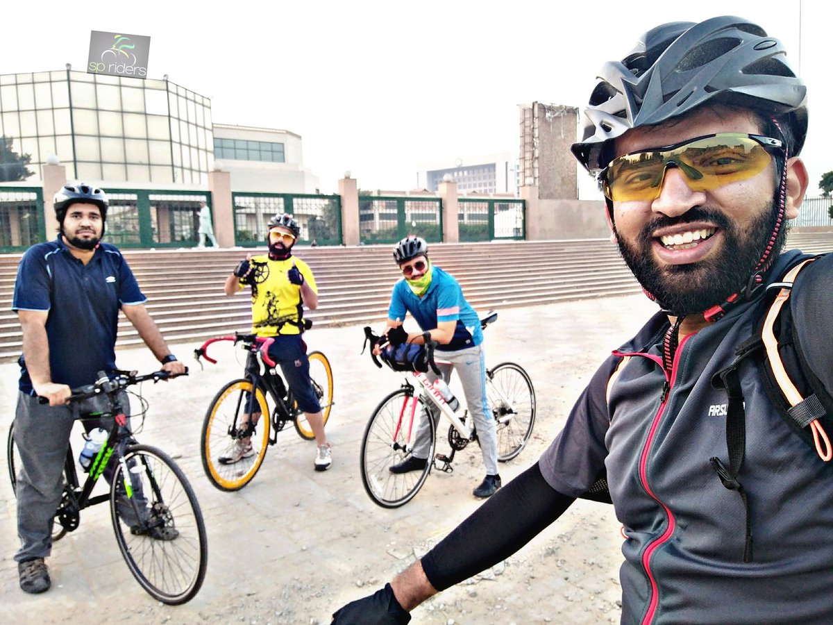 spriders_pk's tweet photo. Nothing better than starting your weekday with a morning ride.

#SPRiders #Karachi [17110201] https://t.co/RLXEl5Uc5m