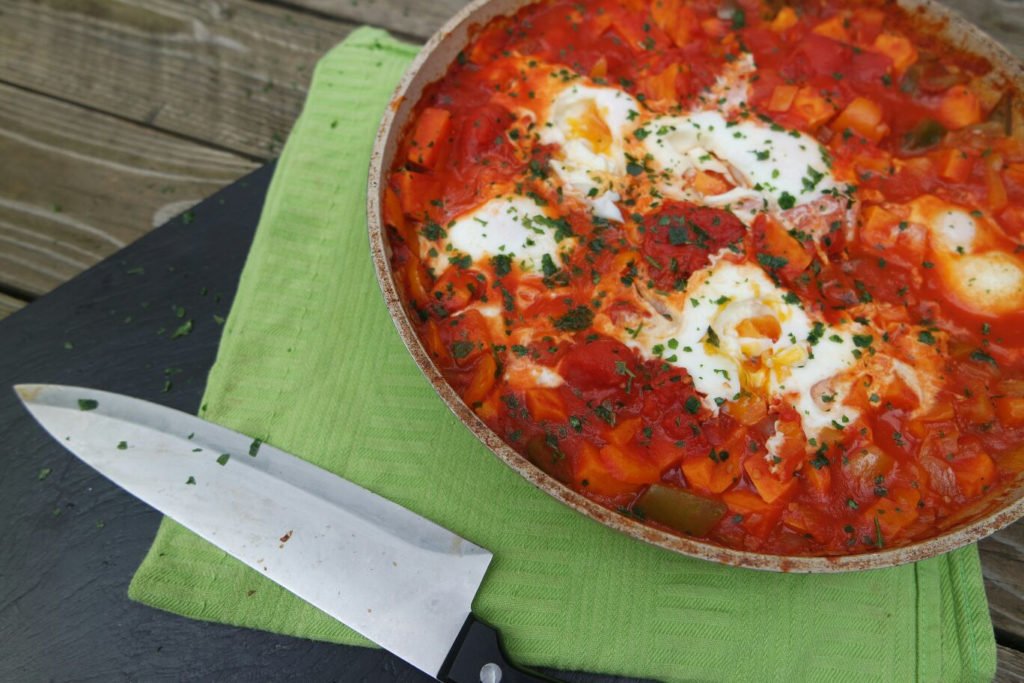 Ckitchenned's tweet photo. Shaksuka met zoete aardappel - https://t.co/dYKOHUvMno https://t.co/xtO3P38I5Q
