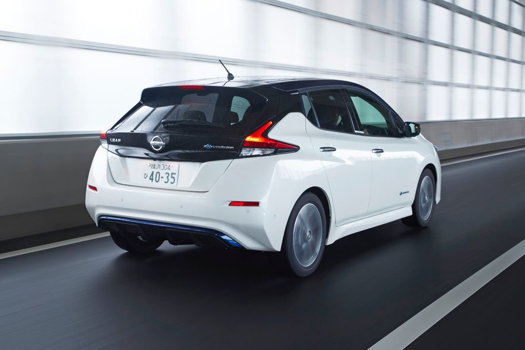 TMRnews's tweet photo. REVIEW: 2018 Nissan Leaf. Nissan's EV reaches its crucial second stage - https://t.co/M9Czyc2mbT |#Nissan #Leaf #ev #nissanleaf #2018my https://t.co/UXd4M5SP88