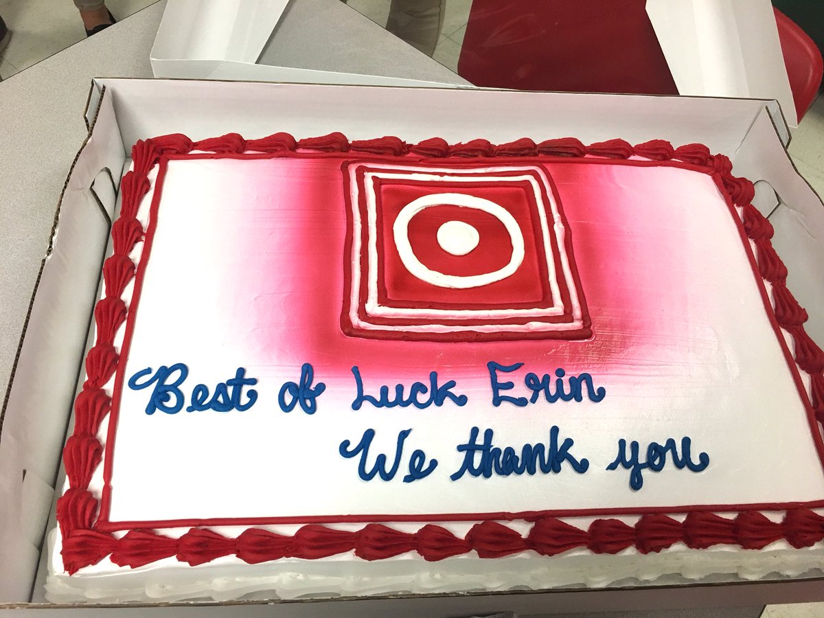erin_eee's tweet photo. Feeling EXTRA lucky today to have worked w/ these amazing leaders &amp; TMs for the last 2 yrs!😊 THANK YOU T24 &amp; D110🎉 I’m comin for you D128!!! https://t.co/bzZAbeHGVs