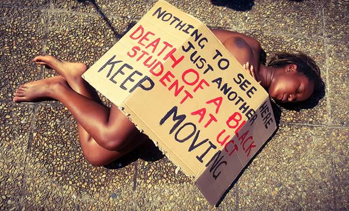 LudidiVelani's tweet photo. What is happening at UCT regarding the recent suicides by black students #Uctshutdown 📸 #UCTFMF2017 @tumisole https://t.co/7cXuV4aIx9