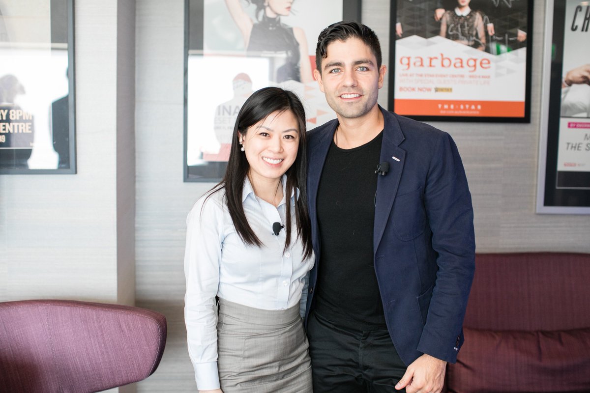GoodThanksMedia's tweet photo. International keynote speaker @adriangrenier on stage now at #Reimagination https://t.co/PbxmqvRfHi