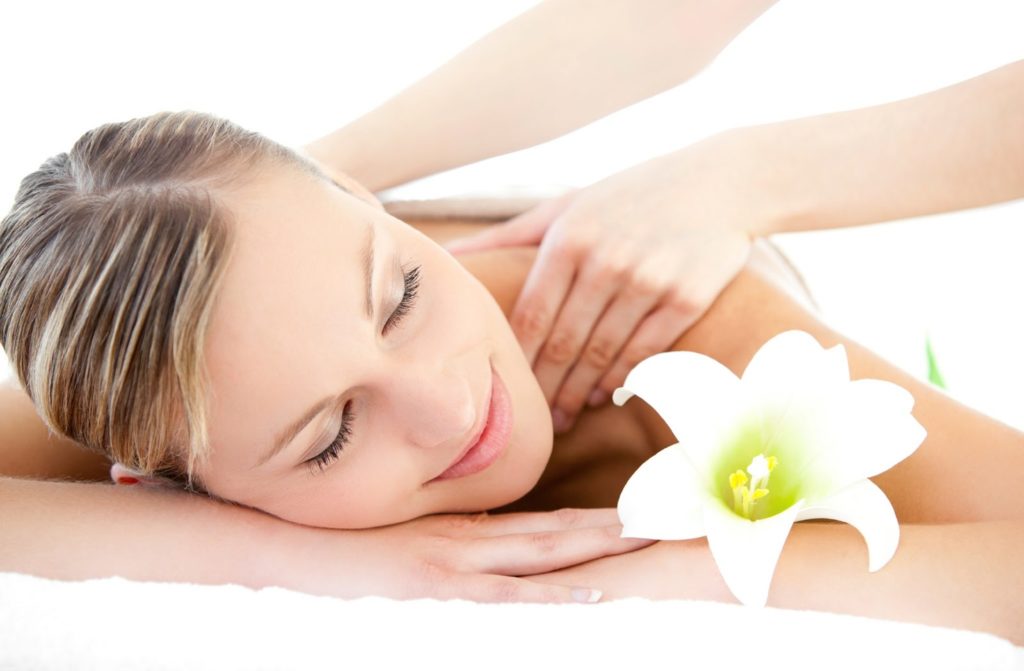 ChiroCalgary's tweet photo. THE BENEFITS OF MASSAGE THERAPY - https://t.co/13ctww1sNI https://t.co/AptD3haC30
