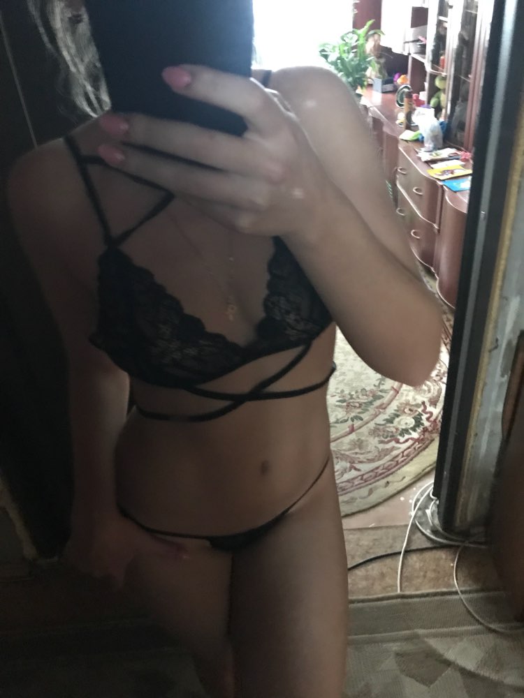 kimalenna's tweet image. Love on cam. Don't miss me. I'm coming on the cam only for you. #webcam #cam #loveoncam #date #dating  Webcam link in bio.