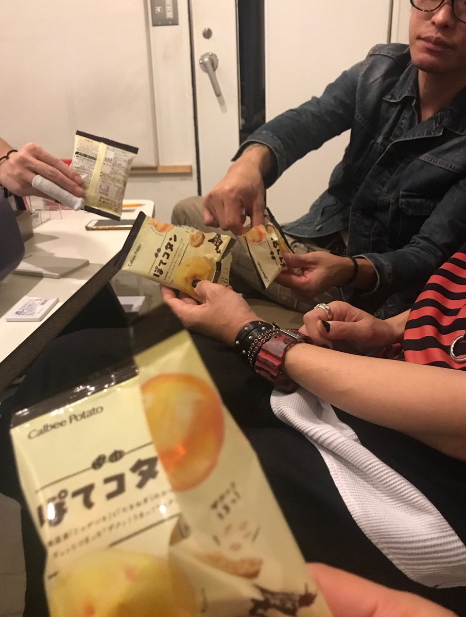 Jun_ji0330_Jz's tweet photo. うめっ！！

何コレうんめっ！！( ｰ̀дｰ́ )

マジ今日イチ((≡ຶ⚲͜≡ຶ)) https://t.co/TVQQfQut9e