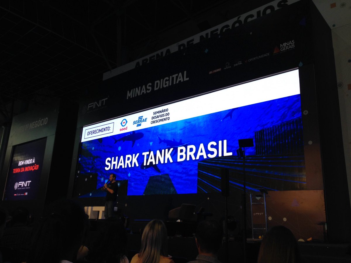 marcelommcosta's tweet image. #VarejoInteligente acompanhando a #FINIT2017