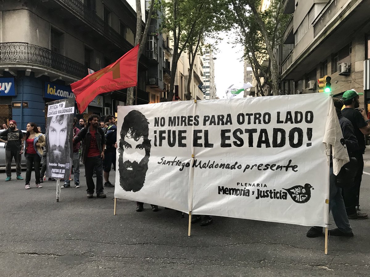 MonicaZornetta's tweet photo. Estado y repression #Mapuche #pueblosoriginarios en #Cidh Como/cuando muriò #SantiagoMaldonado? #MapucheNL #Ivanoff https://t.co/aYJlQWPEGH https://t.co/16vtfjLBr4