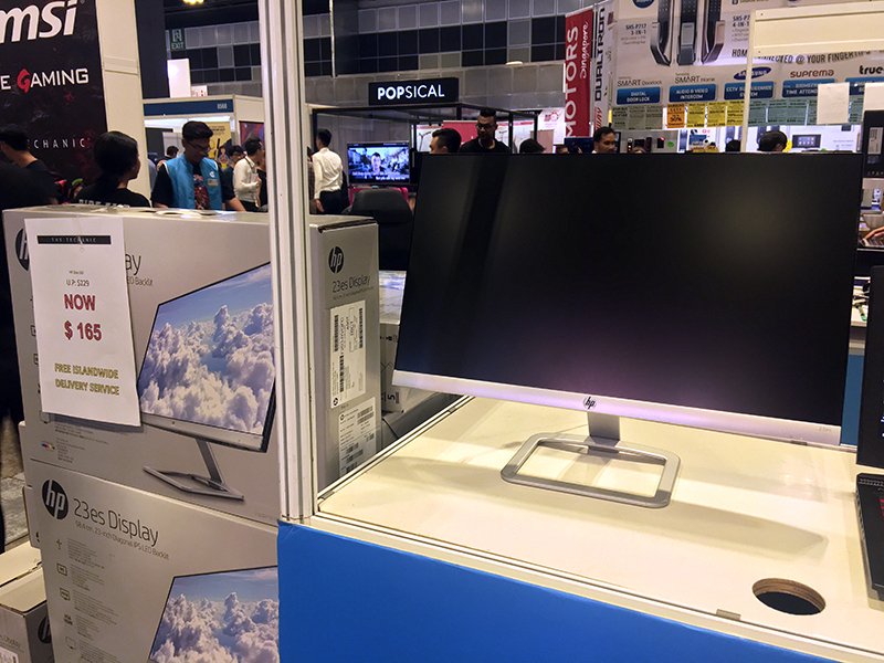 hardwarezone's tweet photo. In the market for a 23-inch monitor? This HP 23es Display with 1080p resolution and IPS panel is going for S$165. Only at CEF. #cef2017 https://t.co/qopUrk39eh