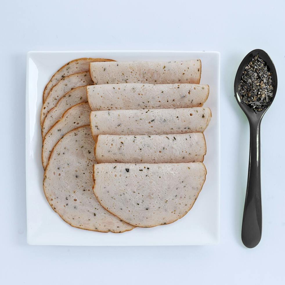 alffarms's tweet photo. #AlfFarms' Classic Turkey Ham makes it a delicious and healthy addition to your meals. Order now https://t.co/0M8wLdX1nv #meat #turkeyham https://t.co/SCT5X6QA2K