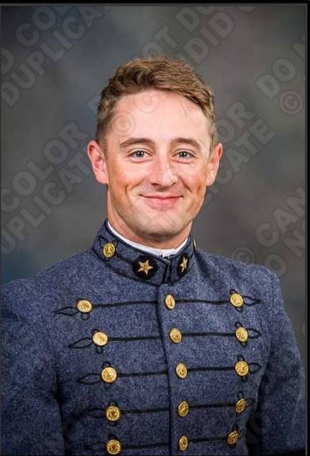 KaylahDuplain's tweet photo. Gosh..I’ve got myself a good looking guy😍 I’m so very proud of everything you accomplish and do everyday Colton. #thosedimplesthough https://t.co/jlJt9lUpnP