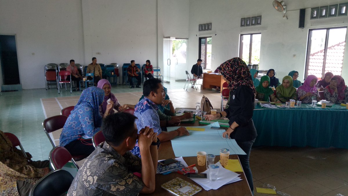 Pengelolaan Pengetahuan u/ semua lapis masy. Dlm Pel.  Pelembagaan Pembngunan Desa.  GSC Gandusari 
<a href="/gsc_jatim/">gsc.jatim@gmail.com</a> <a href="/GscTrenggalek/">Gsc Trenggalek</a> <a href="/kmngenerasi/">GenerasiSehatCerdas</a>