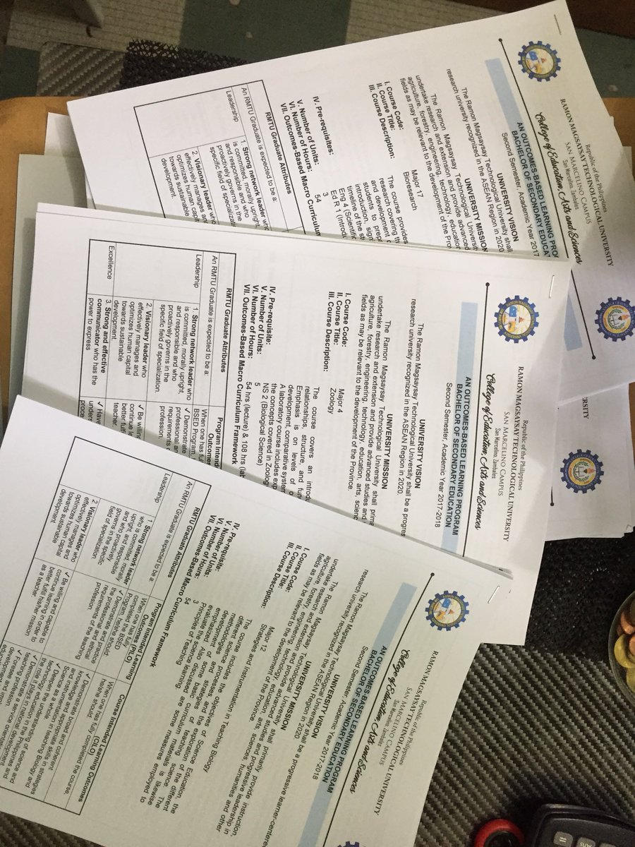 aghamazing_guro's tweet photo. YEY! Syllabi for second semester, done! #profmode https://t.co/dTgyiUak71