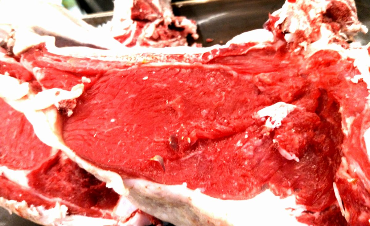 ¿Apetece chuletón? A la brasa sabe mejor. 😋