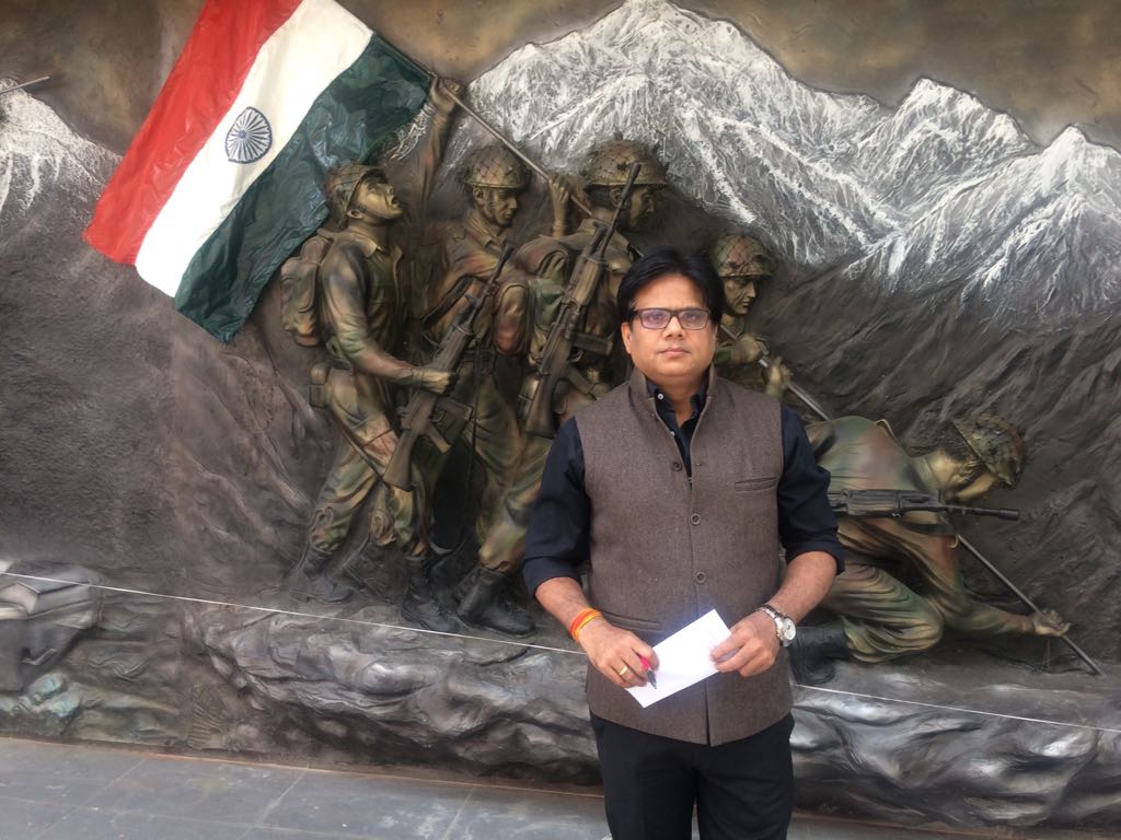 AshokShrivasta6's tweet photo. धर्मशाला #HimachalPradesh के शहीद स्मारक में जनवाणी किया। बहुत खूबसूरत पवित्र स्थान। सेना के शहीदों के सम्मान में ऐसे स्मारक देश भर में बनें https://t.co/vuua8fBJdL