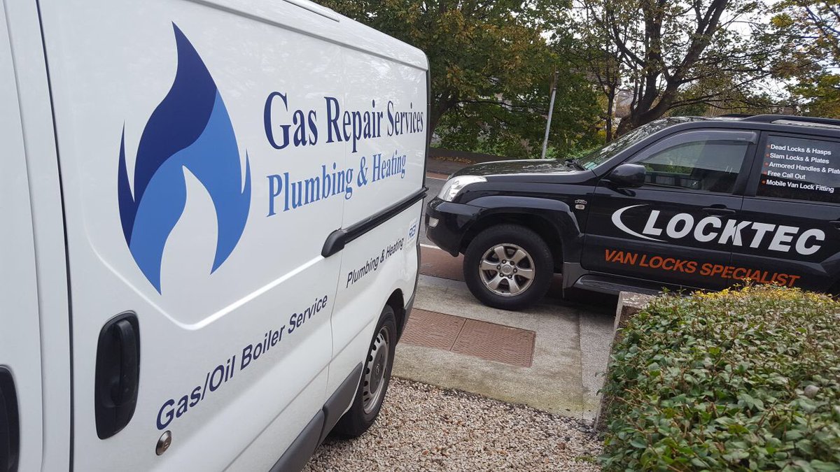 Locktec_ie's tweet photo. Opel Vivaro secured for Gas Repair Services Dublin - Slam Locks fitted to rear &amp; side doors onsite. #vanlocks #slamlocks #vansecurity https://t.co/5nhkF9OslB