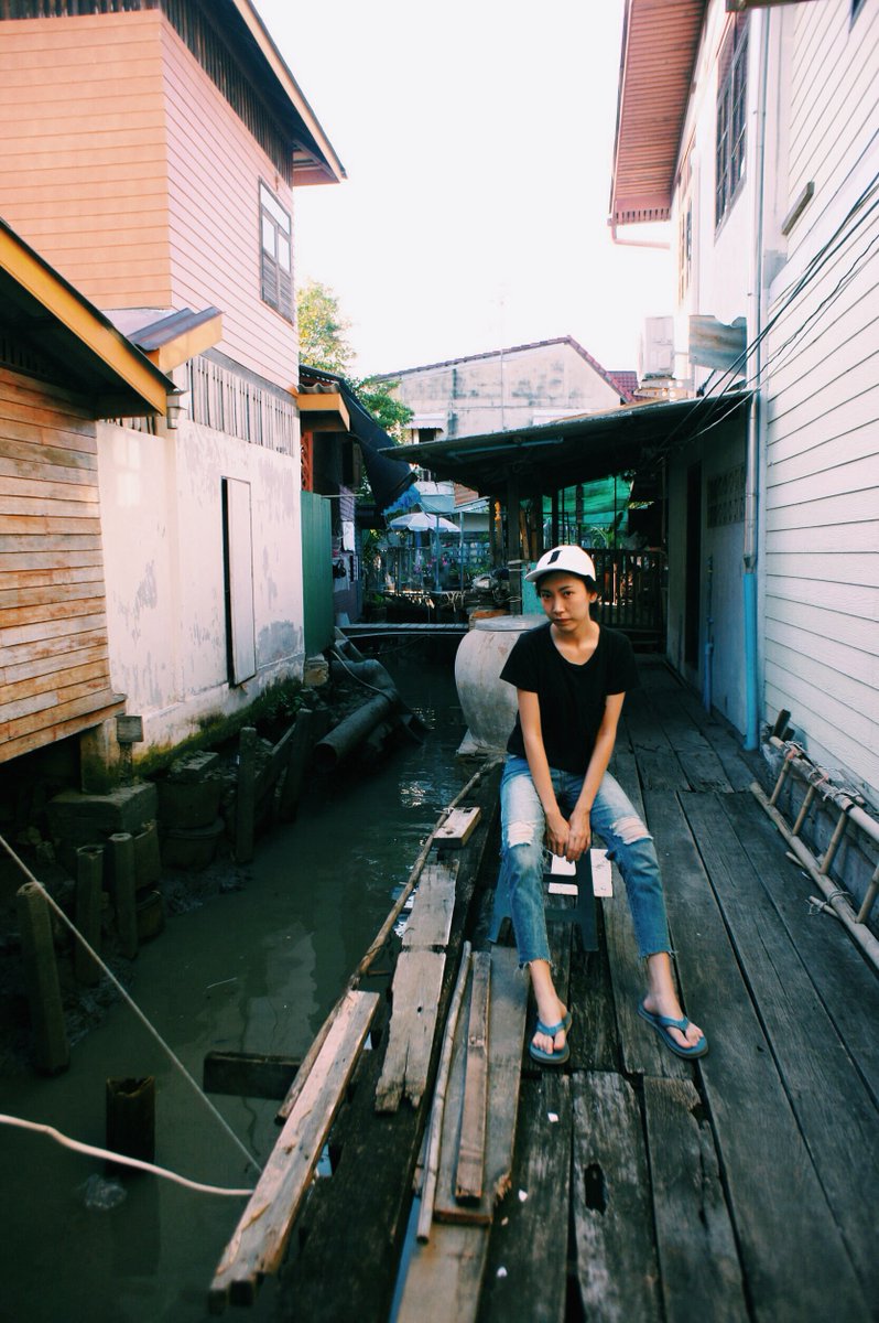 jumpon_youngdad's tweet photo. พรุ่งนี้มีใครจะไปกับเราไหม เราจะไปถืบคนที่มาลอยเป็นคู่ #ditr302 https://t.co/L1jNr9hAR2