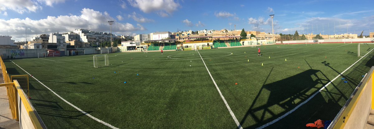IainGreer9's tweet photo. Beautiful morning in Malta for day 2 of @RangersFC camp at @LuxolSportsClub with Robin Gibson, @PeterKennedy36 &amp; club legend Ally Dawson! 🇲🇹 https://t.co/3TDWtVACHd
