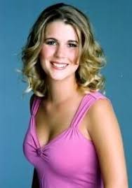 Happy birthday Lindze Letherman       