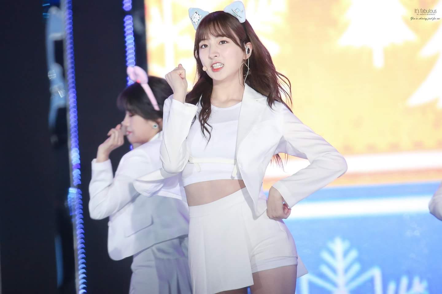 DNn_gydUQAACqTZ.jpg:large