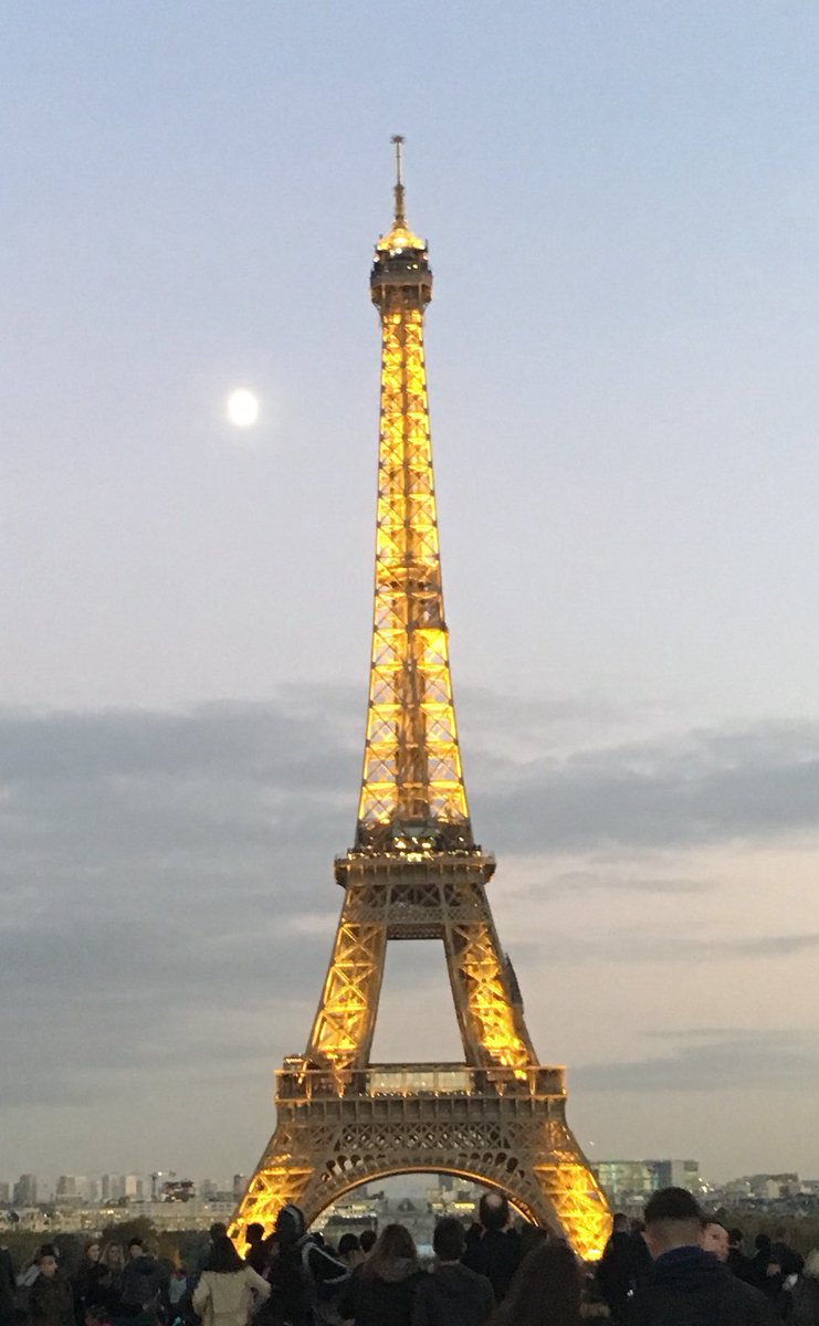 Jon_Daly's tweet photo. Paris never disappoints, now onwards to Lyon 🇫🇷 https://t.co/rhuwp6kUgZ
