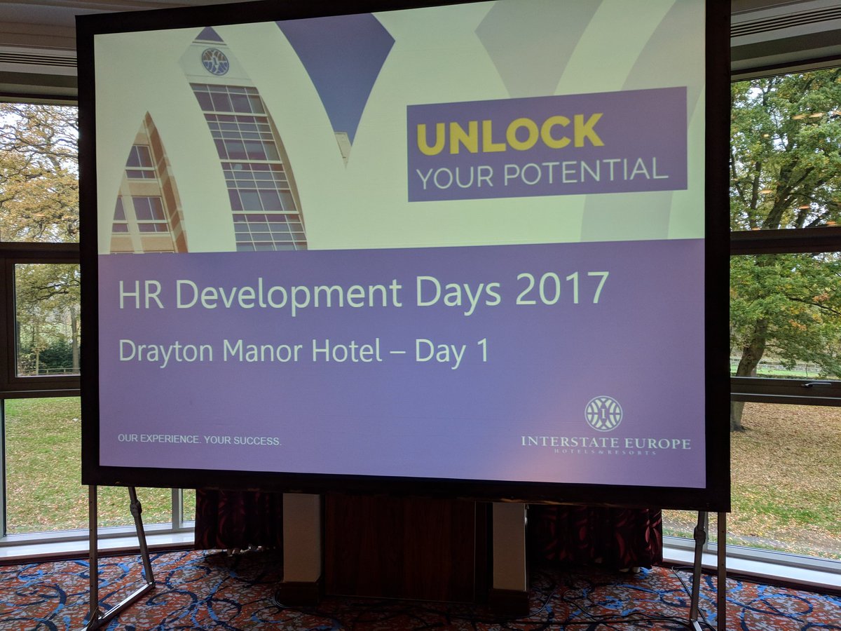 marktheactor25's tweet photo. Set up time @Interstate_eur #HRDevDays https://t.co/tDGjaCYCia