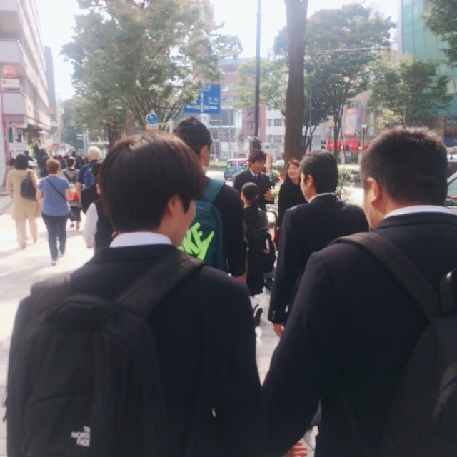 Kyle_0410's tweet photo. 今日の校外学習みんなお疲れ！
まじ今日面白い事多すぎて疲れたわぁ！！
でも、楽しかったw
また、このメンツとどっか行きたい.... https://t.co/yLwN3i6zod