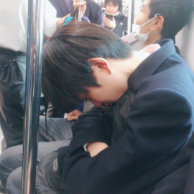 Kyle_0410's tweet photo. 今日の校外学習みんなお疲れ！
まじ今日面白い事多すぎて疲れたわぁ！！
でも、楽しかったw
また、このメンツとどっか行きたい.... https://t.co/yLwN3i6zod