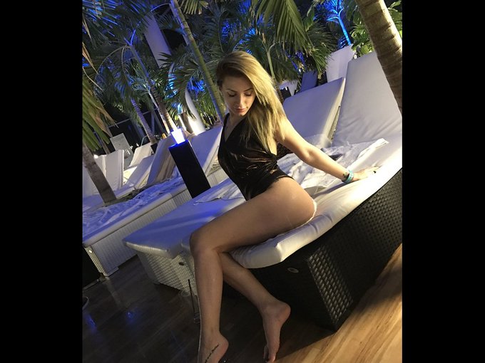 LoraSinClare