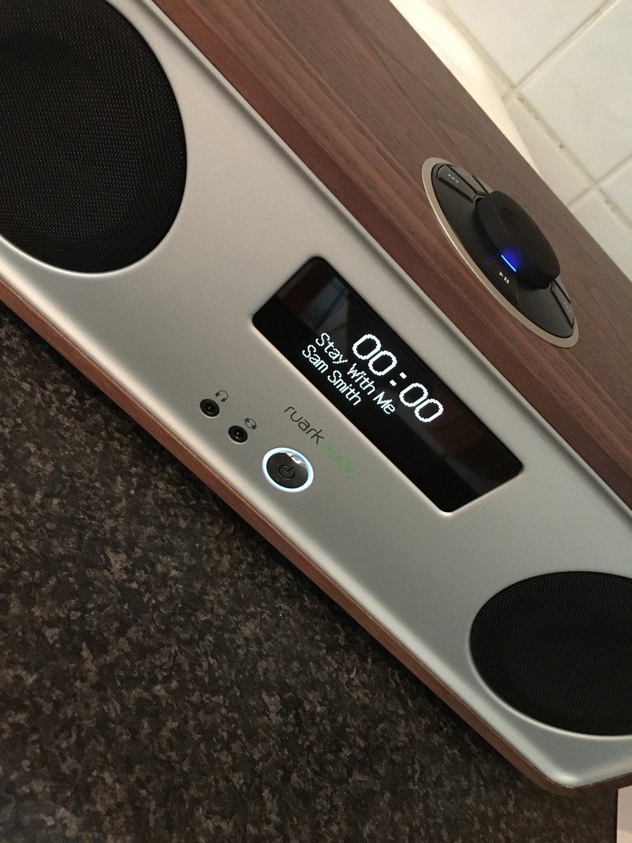 susanmpringle's tweet photo. Sam Smith sounds as good as my @ruarkaudioR2 looks @AmaraLiving 💕🎶 
#AmaraWin https://t.co/OB1iirG6HX