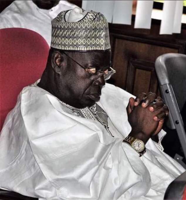 kojo_mufasah's tweet photo. The unit of measurement used by waakye sellers is MOOD. If they're in a bad mood close that waakye 1.50gh mouth and walk away. https://t.co/vg95Ywhu5h