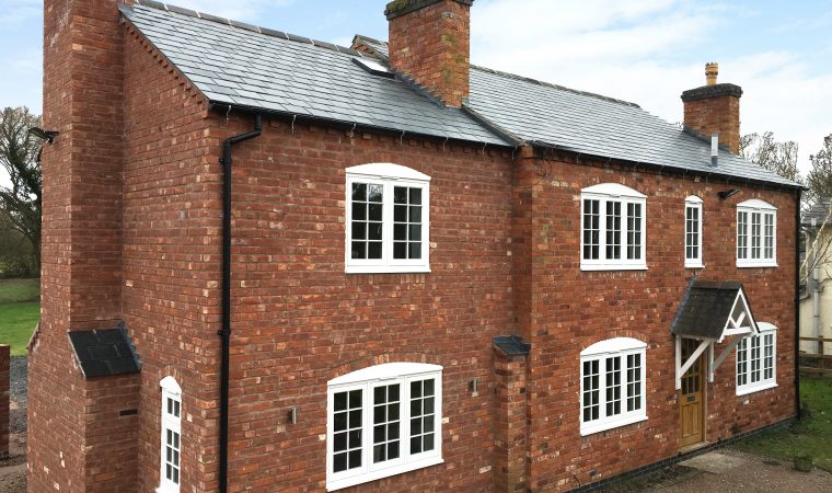Imperial_Bricks's tweet photo. 3" Handmade is a rustic red multi handmade brick which has a very traditional look #midlands #north #brickoftheweek https://t.co/MXugFsmwH8 https://t.co/HsOrcOpowi