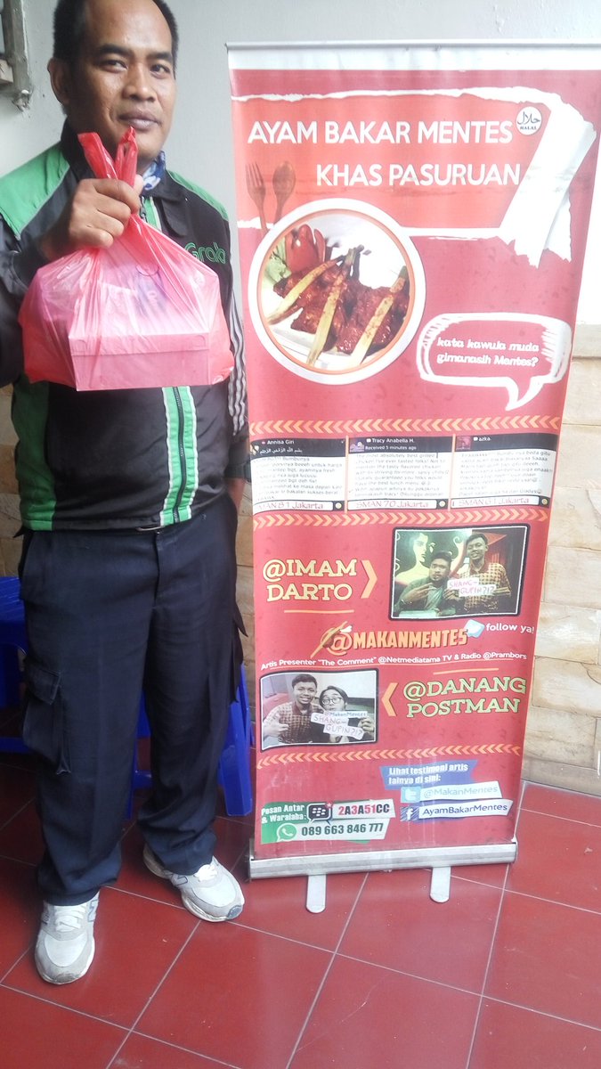 Bang Darmanto melayani Grab-Food dg sepenuh hati utk kepuasan cust <a href="/GrabID/">Grab Indonesia</a> <a href="/MakanMentes/">Makan Mentes</a> di Buaran Sakti. Semoga barokah buat keluarga. 😘