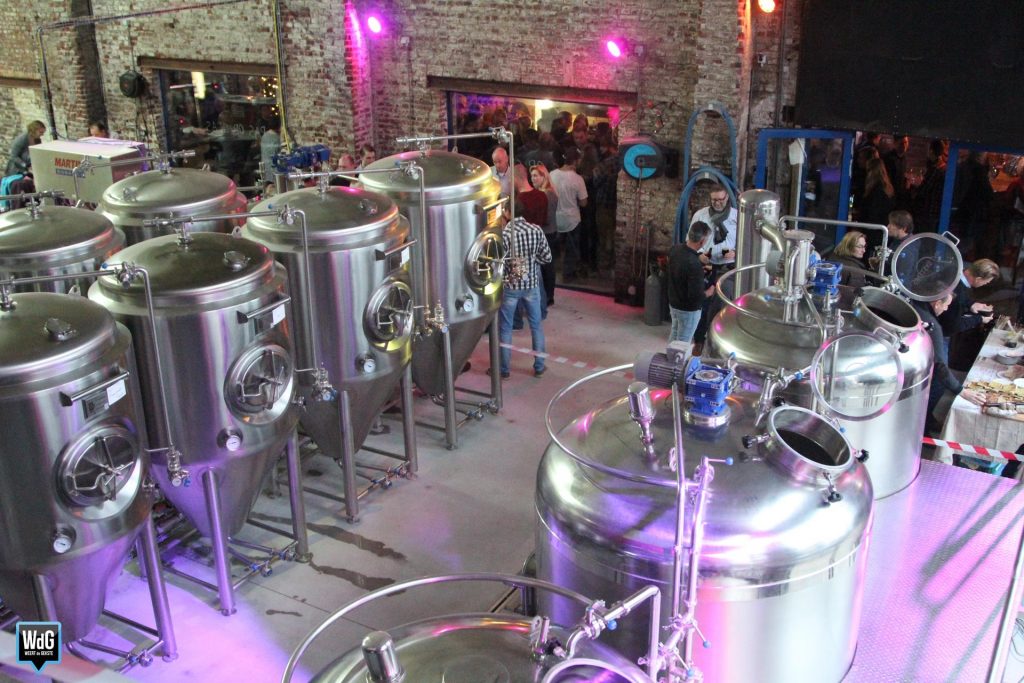 Weertdegekste's tweet photo. Eén van de lekkerste bockbieren van Nederland wordt gebrouwen in Weert  ➜ https://t.co/nZWrXGpzmf #Weert https://t.co/R8QClaQ0Pi