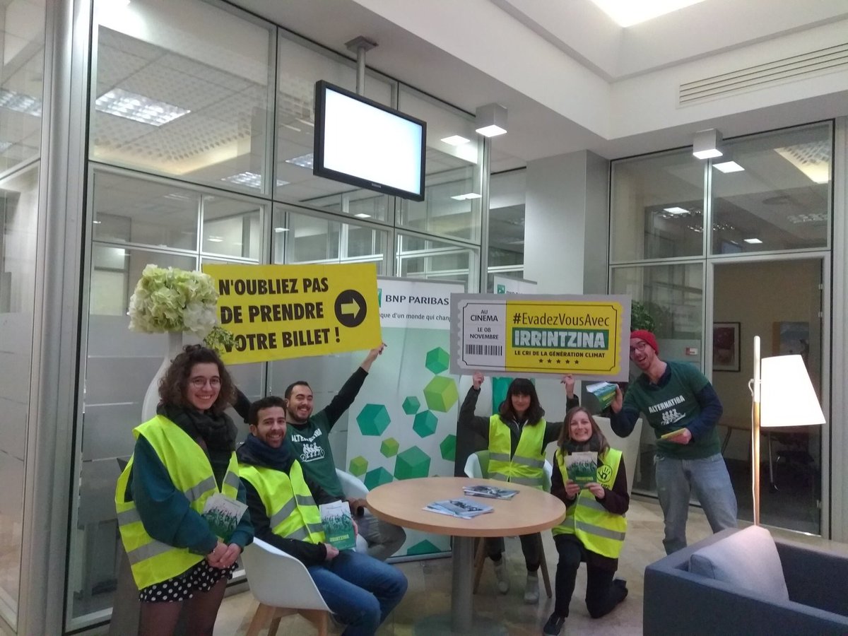 JuFrouge's tweet photo. La @BNPParibas a manqué son procès de l’#EvasionFiscale : Nous l’invitons à le voir le 8.11 au cinéma dans @irrintzina_film #EvadezVousAvec https://t.co/wbAzN3eUI9