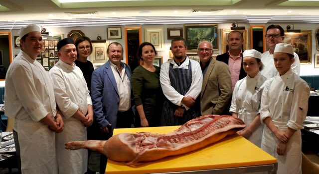 DingleyDellPork's tweet photo. Thanks @McGibbers1 @HighlandsACE @CheffinsBeau @Passion2Inspire great evening great butchery great food https://t.co/TM8uI2ZdME