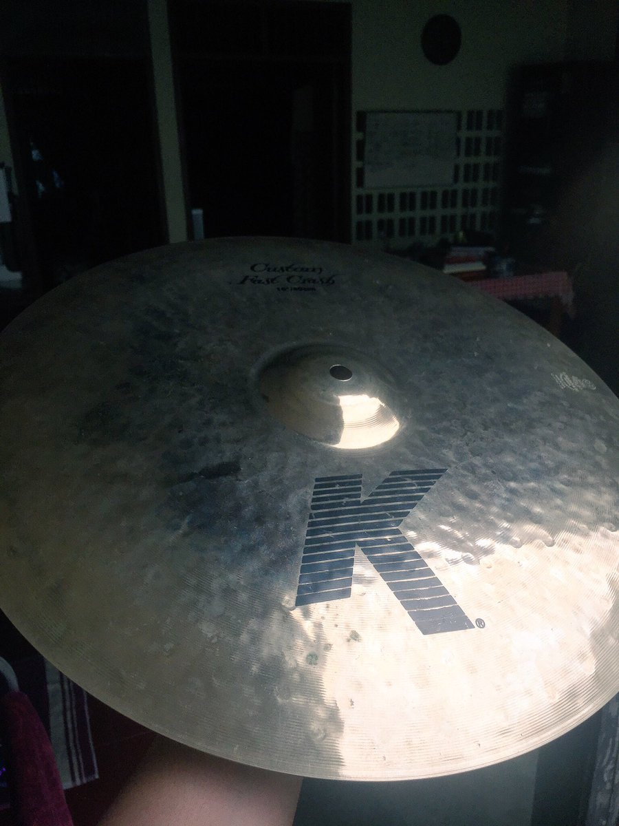 iyeeaffi's tweet photo. #wts zildjian K Custom Fast Crash 16" 2jt nego tipis. Belum sampe setaun/Tuker tambah sm Meinl byzance extra dry thin crash20" @drum_market https://t.co/EUXImEYD9y