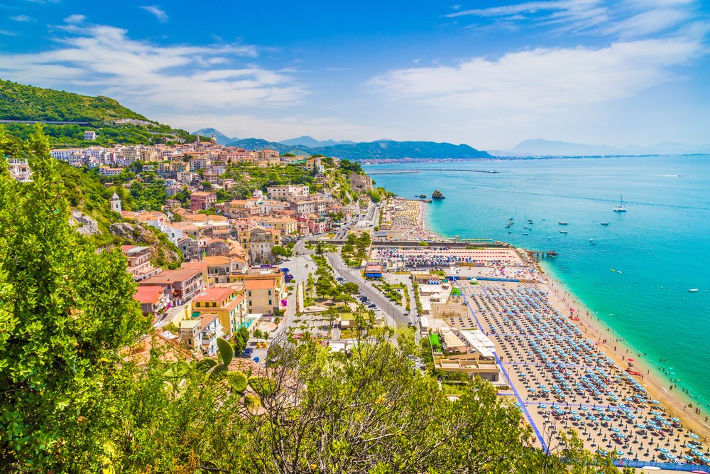 DublinAirport's tweet photo. Fly to Naples with @Ryanair from @DublinAirport &amp; enjoy the beauty of the Amalfi coast. FW &amp; RT to enter to win return flights. #DUBNaples https://t.co/rjf45Jj4mj