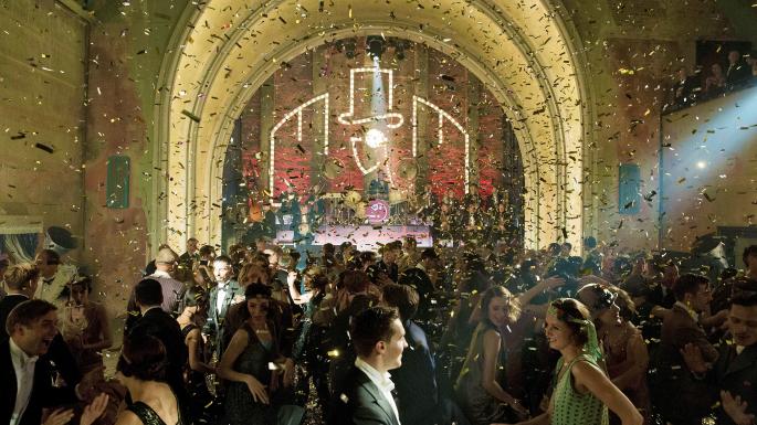 GI_London1's tweet photo. It's time to party like it’s 1929 #BabylonBerlin
https://t.co/3yXqFdeILO https://t.co/XBg22paeNt