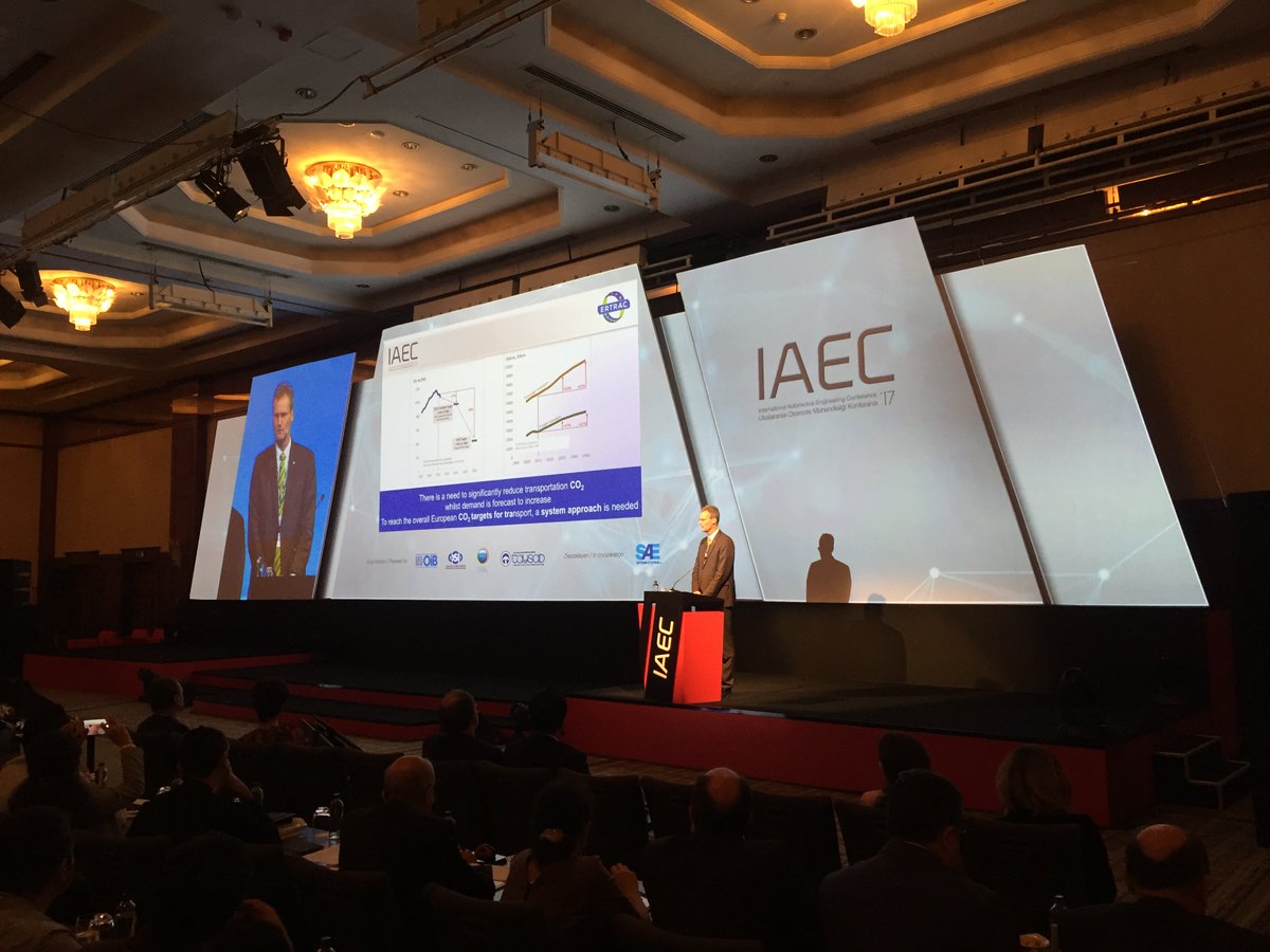 Stephan Neugebauer (ERTRAC): Kara taşımacılığında verimlilik taşıtlar kadar trafik yönetim ve altyapı sistemlerinde de dijitalleşmeye bağlı.