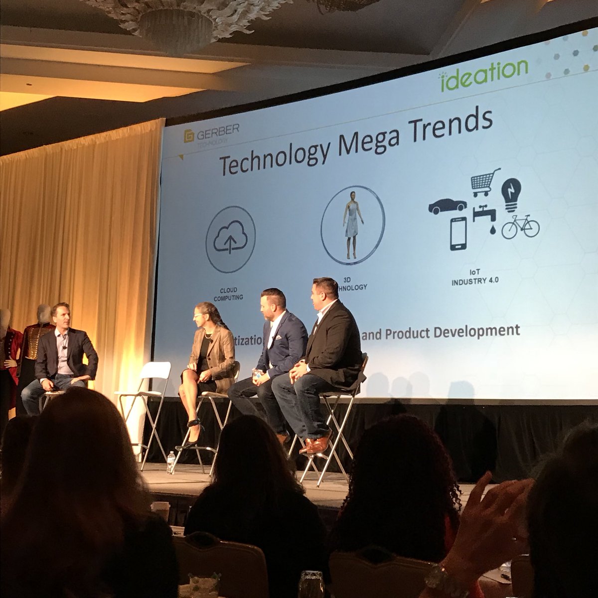 Dallaskings's tweet photo. #megatrends #GoDigitalOrDie @GerberTech #smartdecisions #ideationGT https://t.co/ogTu0bze9U