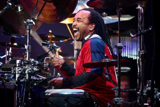 Happy birthday to the greatest drummer of all time, Carter Beauford! 