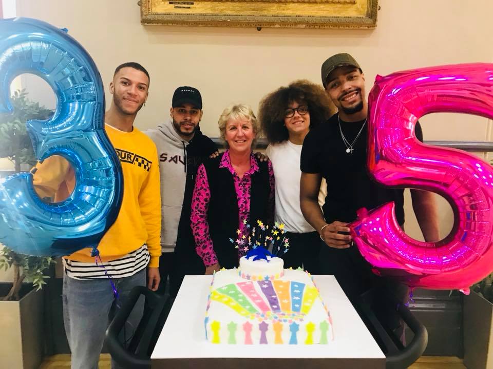 A Special 'Thank You' to @Jordan_Banjo <a href="/perrikiely/">Perri Kiely</a> <a href="/Diversity_Tweet/">Diversity</a> for wishing the Dolphin Centre a Happy Happy 35th Birthday today!