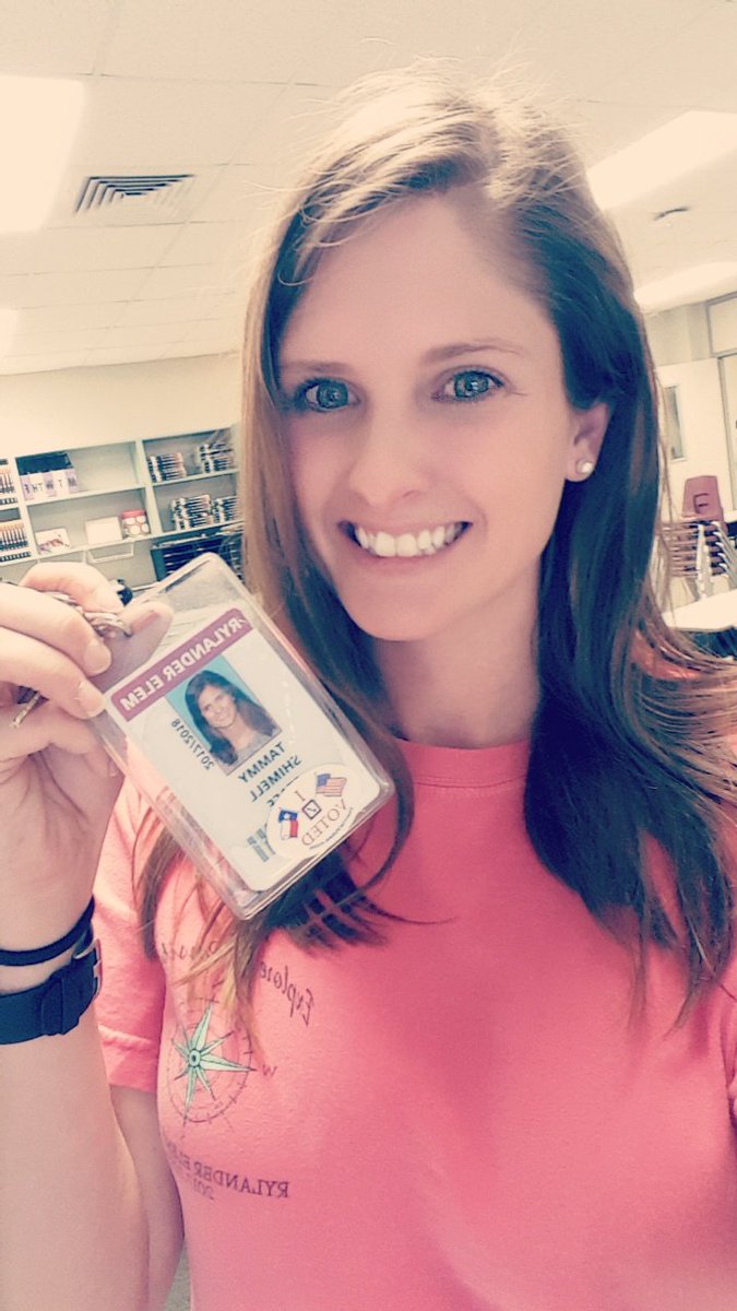 RRE Rhinos making it count, Go VOTE! <a href="/KatyISDSupt/">katyisdsupt</a> <a href="/RRErhinos/">RRErhinos</a> #rrepride