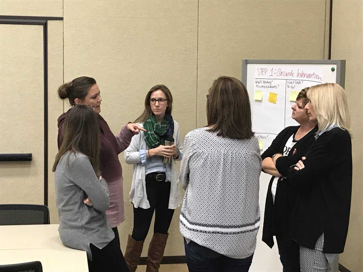 corey_rogers's tweet photo. Love seeing @JCSDWildcats and #UKnighted teachers and coaches sharing and collaborating at the DA Universal Instruction Workshop! @CentralRivers @t_fleshner https://t.co/nj50zw7Q5U