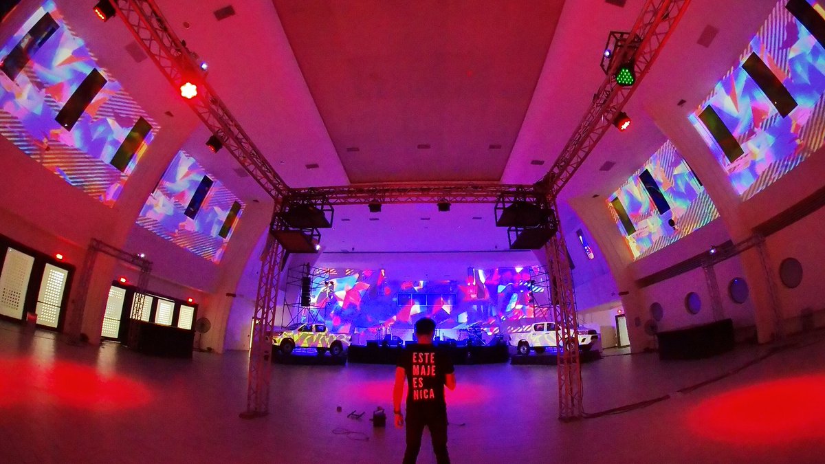 jemax_arq's tweet image. #videomapping #visualarchitecture #visualproduction #estemaeesnica