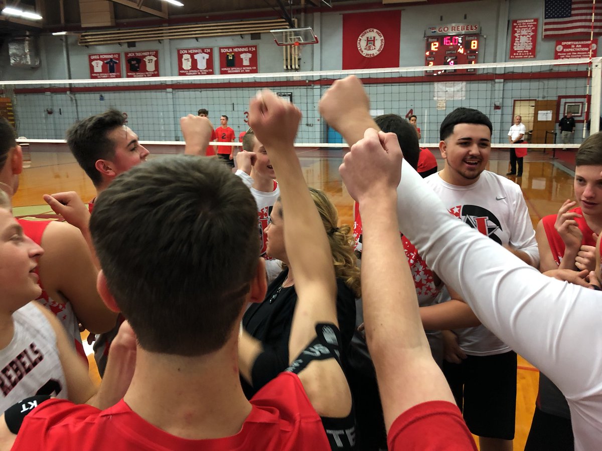 HorlickBoysVB's tweet photo. #TogetherAsFamily #WinAsOne

#GameDay #ReadyToWin #RoadToState #RebelPride #SectionalFinal #ThirdTimesACharm #OwnIt https://t.co/5IcBM6INPc